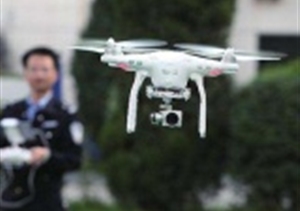 “無人機交警”規(guī)?；蠉?這些本領不可不知