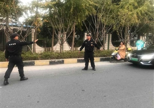 交通事故堵交通，特保積極來疏通 --惠南市容快速協(xié)助處理交通事故